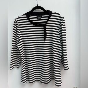 Unique Vintage Black & White Striped Long Sleeve Top